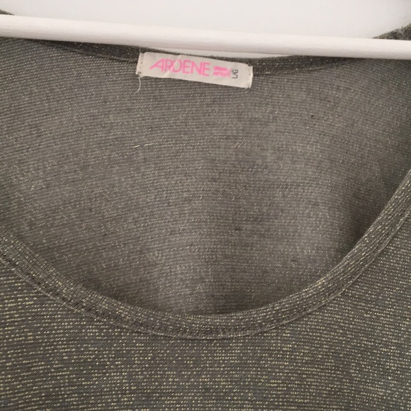 🌼4/20 DEAL🌼 Long sleeves gold and grey - Picture 2 of 3